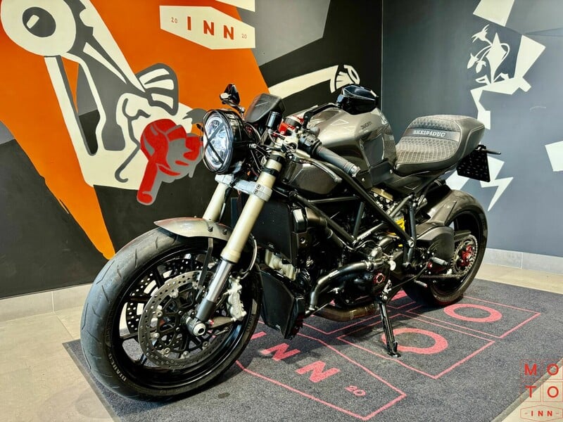 Photo 3 - Ducati Streetfighter 2014 y Sport / Superbike motorcycle