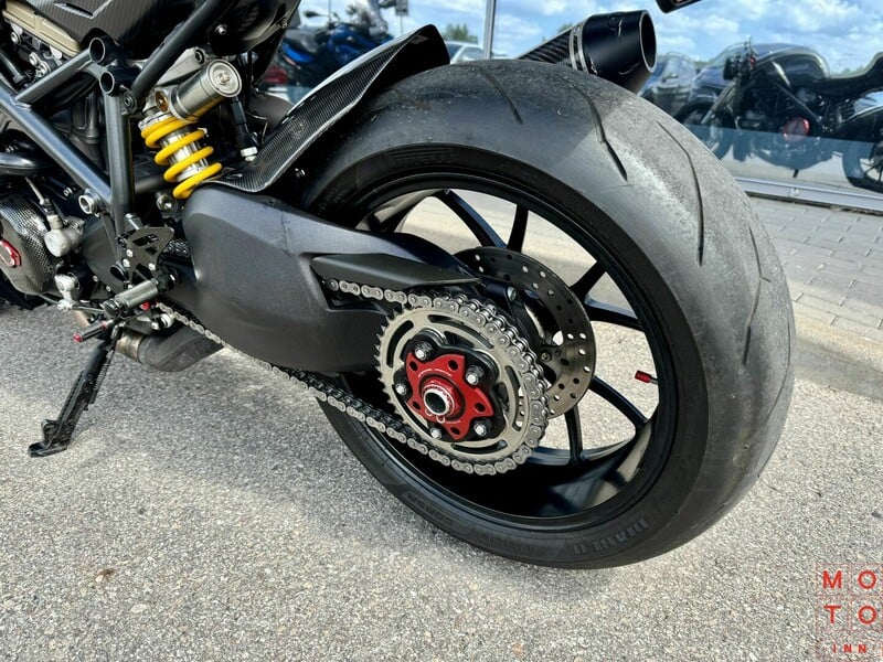 Photo 14 - Ducati Streetfighter 2014 y Sport / Superbike motorcycle