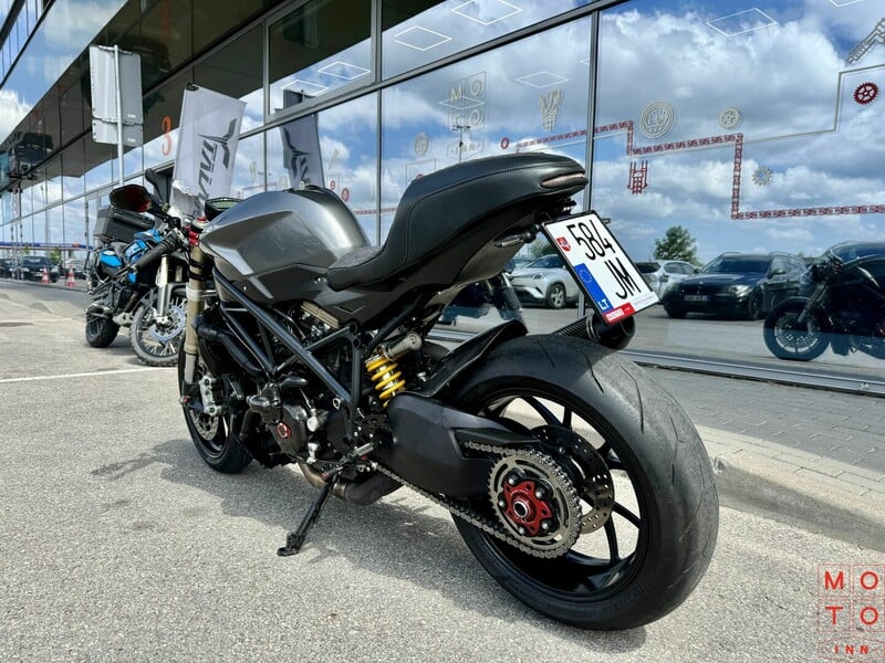 Photo 6 - Ducati Streetfighter 2014 y Sport / Superbike motorcycle