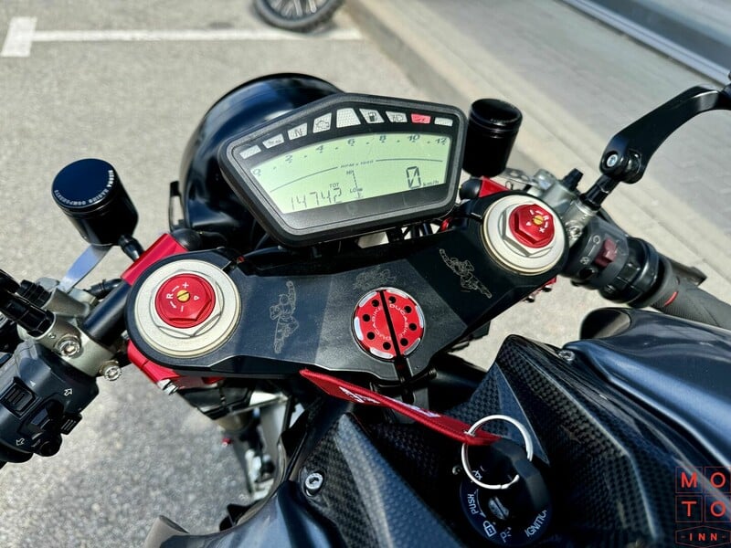 Photo 10 - Ducati Streetfighter 2014 y Sport / Superbike motorcycle