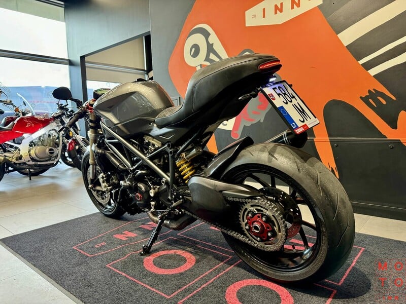 Photo 23 - Ducati Streetfighter 2014 y Sport / Superbike motorcycle