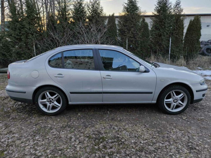 Photo 4 - Seat Toledo 1999 y parts