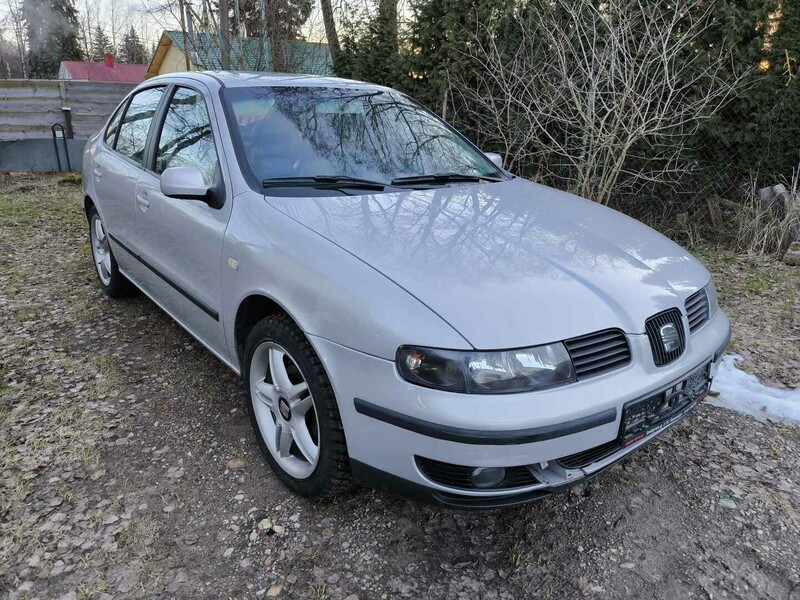 Photo 2 - Seat Toledo 1999 y parts