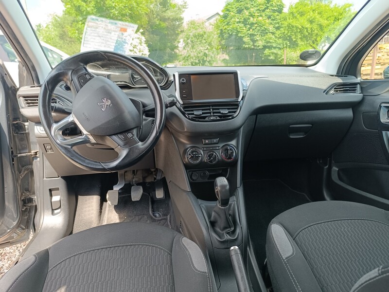Photo 10 - Peugeot 208 2015 y Hatchback