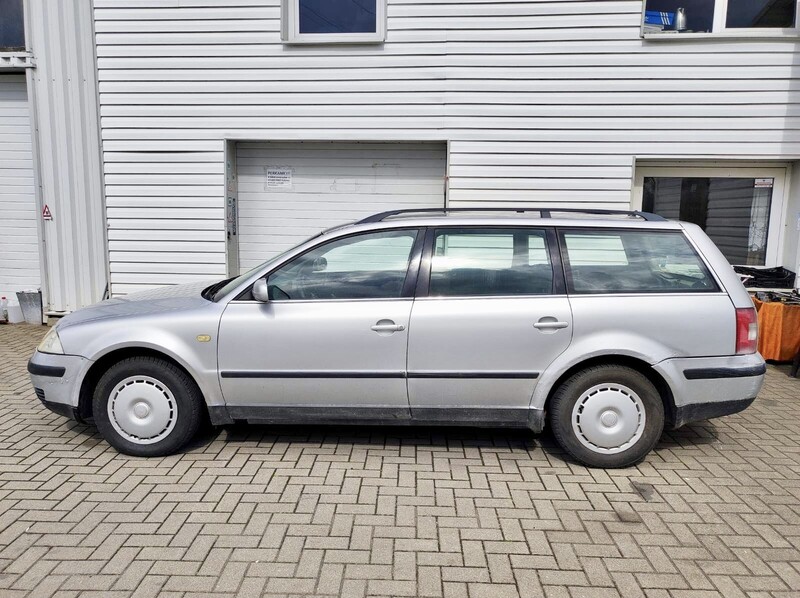 Nuotrauka 3 - Volkswagen Passat TDI 2002 m