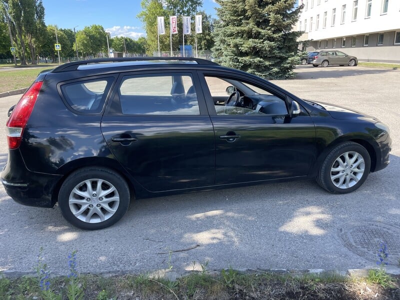 Nuotrauka 9 - Hyundai i30 I CRDi Comfort 2008 m