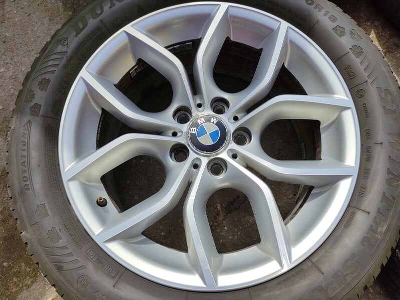 Photo 3 - BMW X3 light alloy R18 rims