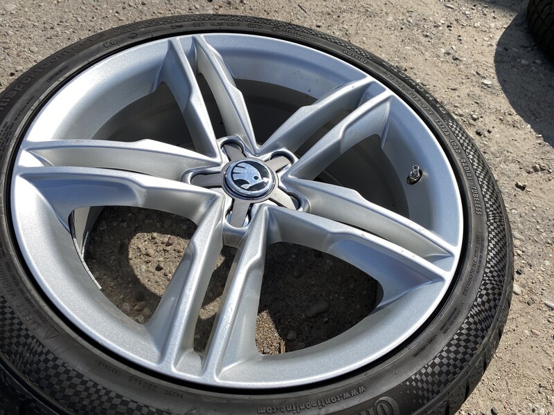 Photo 4 - Skoda Siunciam, 8J ET45 light alloy R18 rims