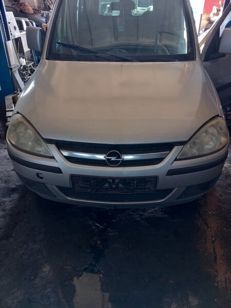 Opel Combo 2005 г запчясти