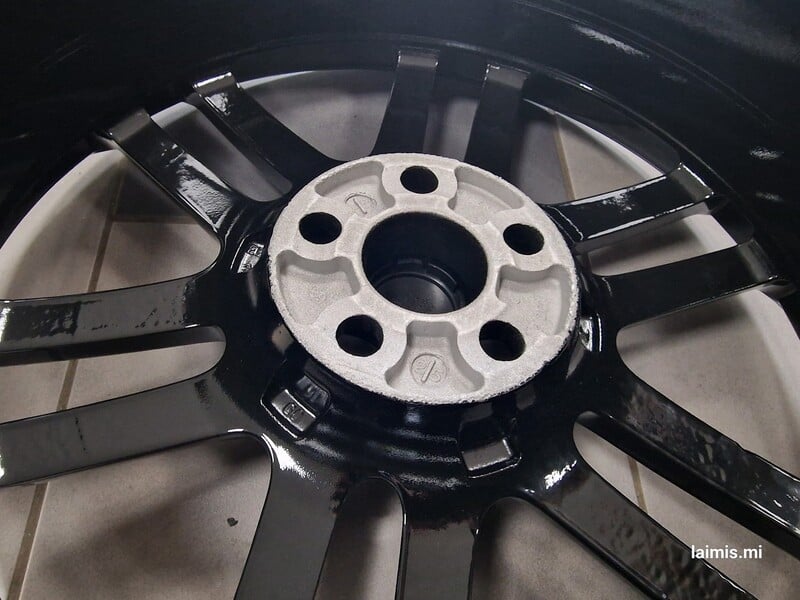 Photo 3 - Toyota, Lexus light alloy R17 rims