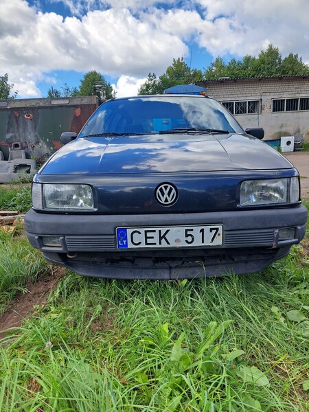 Photo 3 - Volkswagen Passat 1991 y parts