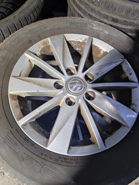 Volkswagen light alloy R15 rims