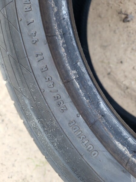 Photo 13 - Continental R17 summer tyres passanger car