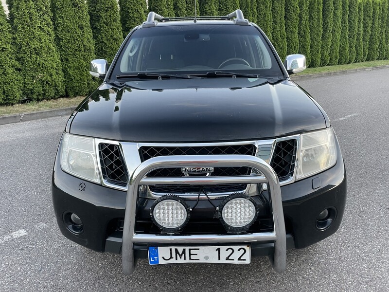 Photo 5 - Nissan Navara D Platinum Long 2012 y