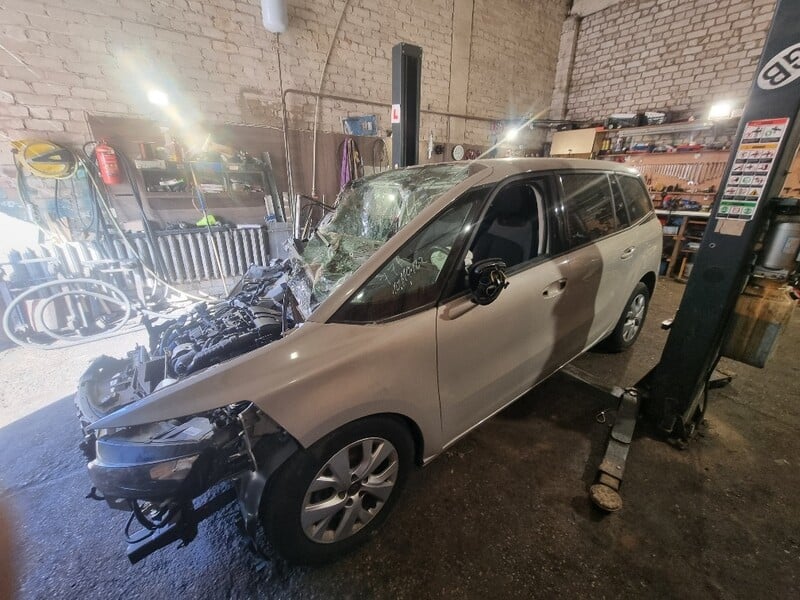 Photo 3 - Citroen Spacetourer 2020 y parts