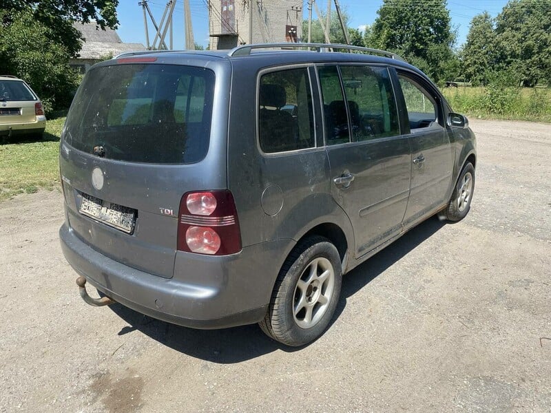 Photo 4 - Volkswagen Touran TDI 2005 y parts