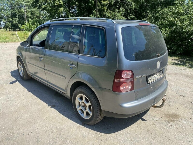 Photo 6 - Volkswagen Touran TDI 2005 y parts