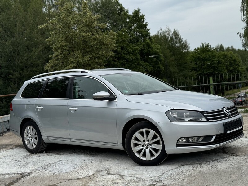 Photo 2 - Volkswagen Passat TDI Trendline 2011 y