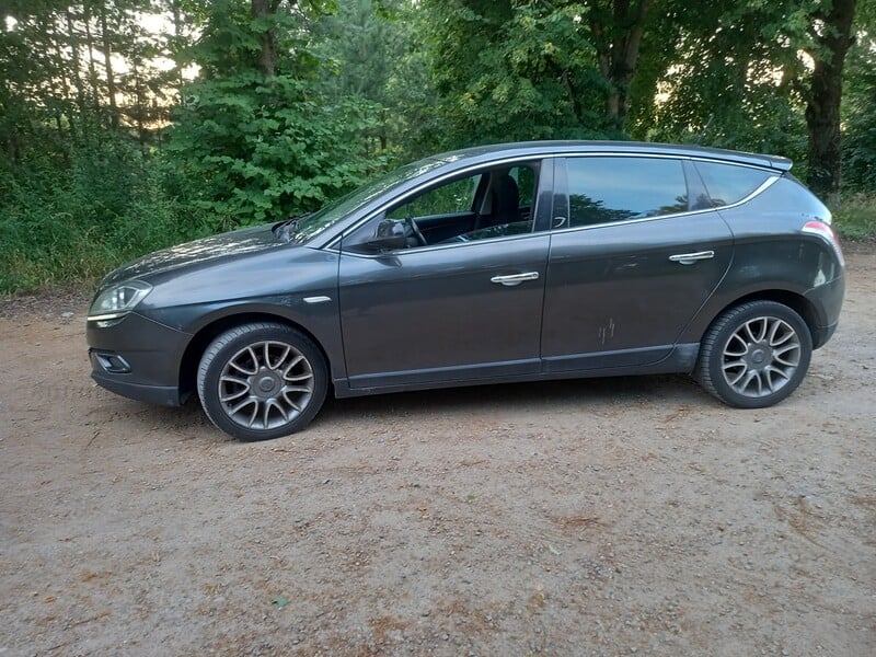 Lancia Delta 2010 m Hečbekas