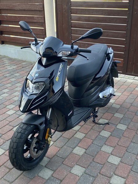 Piaggio Typhoon 2018 y Scooter / moped
