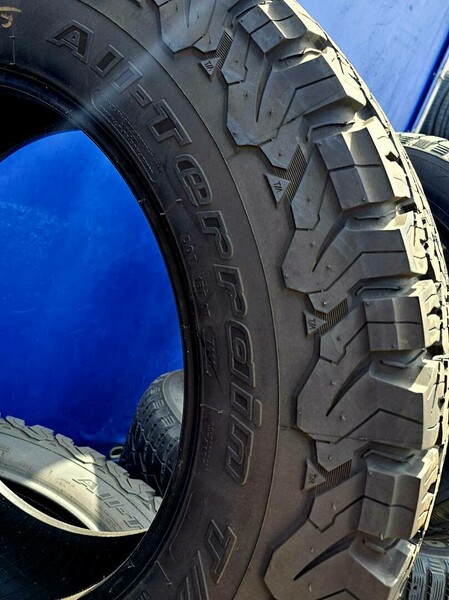 Nuotrauka 4 - BFGoodrich KO2 R20 universalios padangos lengviesiems