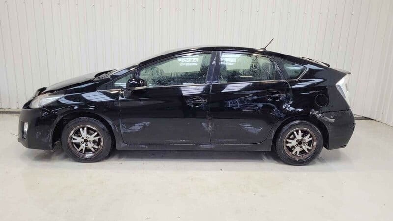 Photo 5 - Toyota Prius IV 2009 y parts