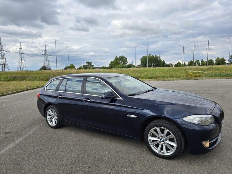 Photo 10 - Bmw 520 F10 d Touring 2011 y