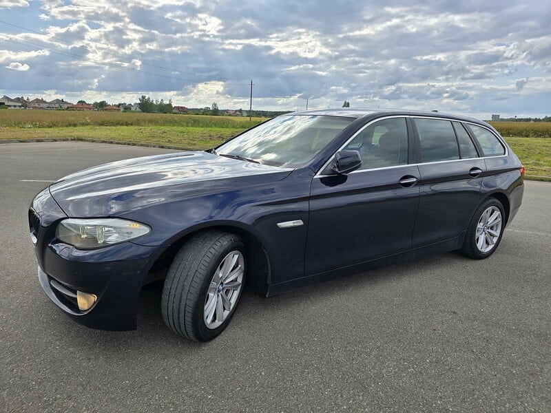 Photo 12 - Bmw 520 F10 d Touring 2011 y