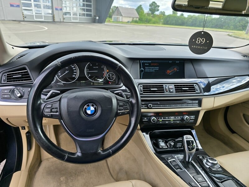 Photo 19 - Bmw 520 F10 d Touring 2011 y