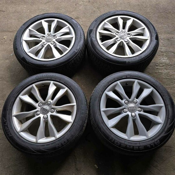 Photo 1 - Light alloy R17 rims