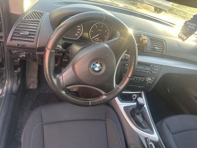 Photo 7 - Bmw 118 E87 2009 y