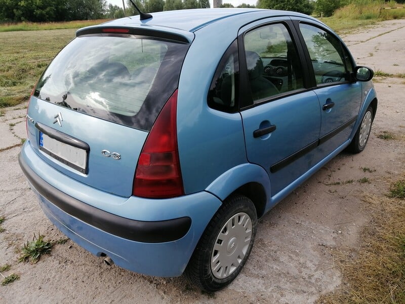 Фотография 8 - Citroen C3 2004 г Хэтчбек