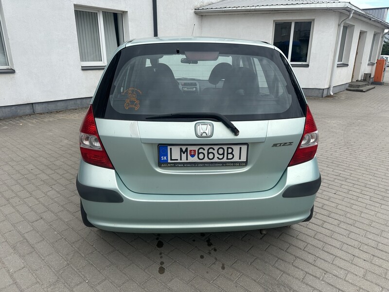 Photo 6 - Honda Jazz 2004 y Hatchback