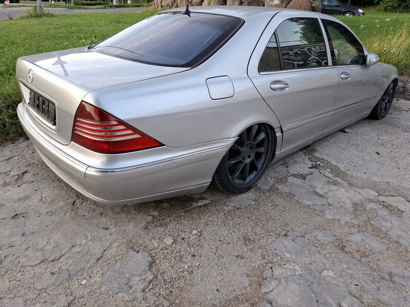 Mercedes-Benz S 320 2004 m dalys