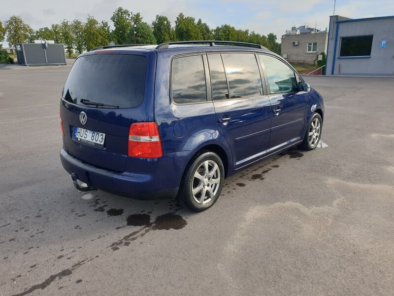 Фотография 7 - Volkswagen Touran TDI Highline DSG 2006 г