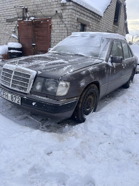 Nuotrauka 4 - Mercedes-Benz W124 1992 m dalys