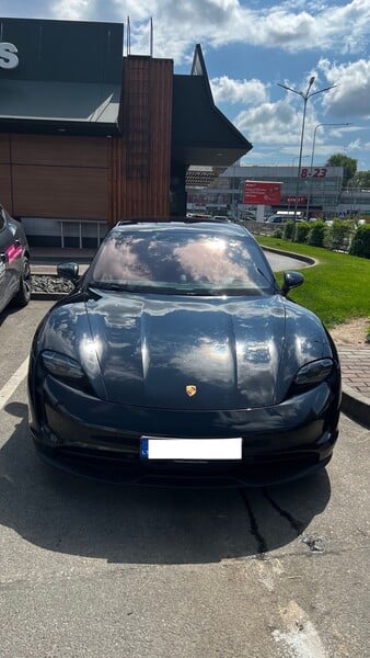 Porsche Taycan 2021 г Хэтчбек