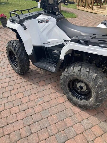 Photo 4 - Polaris 550 2022 y ATV motorcycle