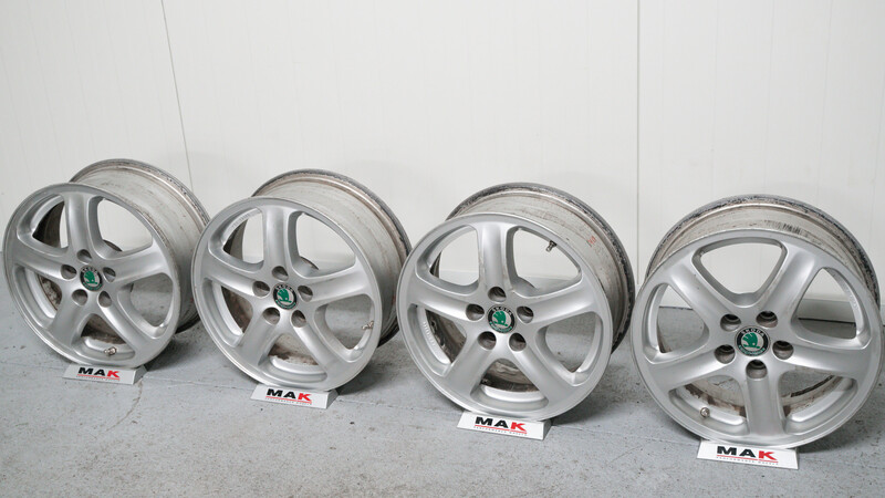 Ronal light alloy R15 rims