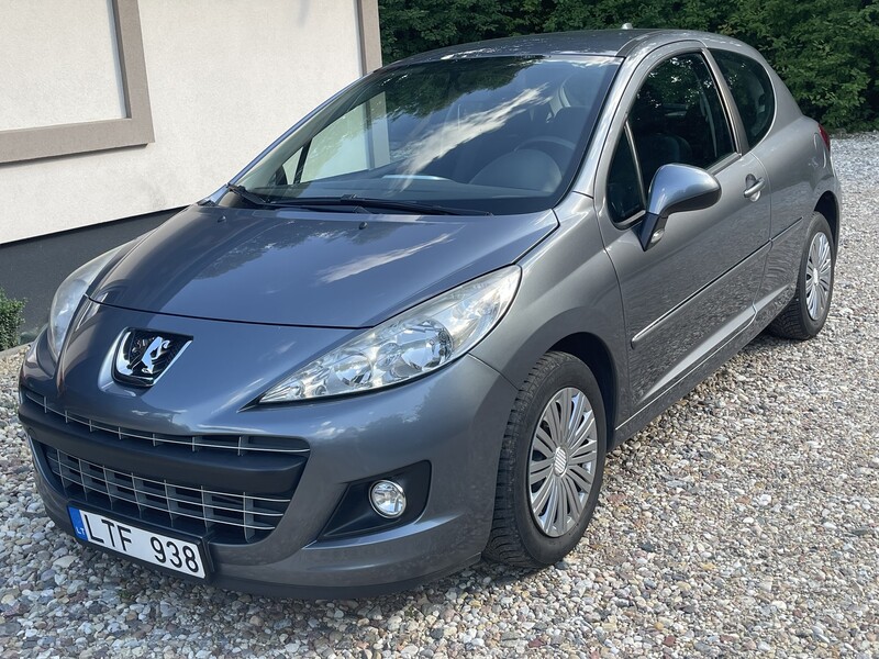 Peugeot 207 Access 2011 y