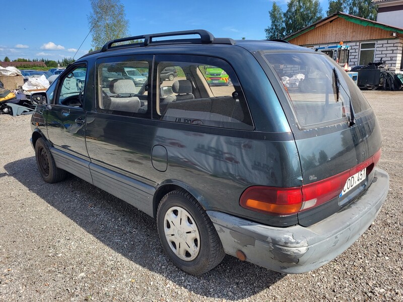 Nuotrauka 4 - Toyota Previa 1999 m dalys