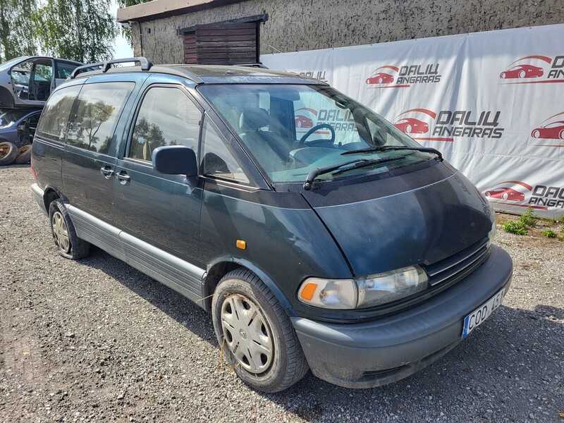 Toyota Previa 1999 m dalys