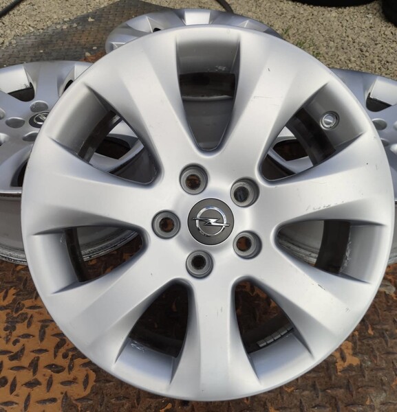 Light alloy R17 rims