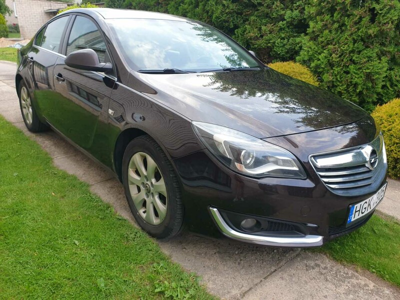 Opel Insignia 2014 y Hatchback