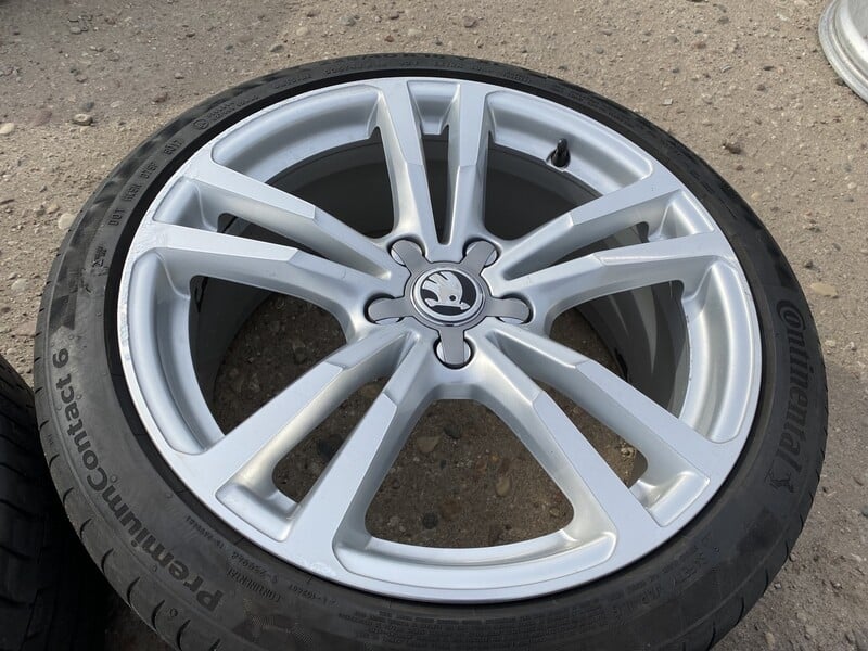 Photo 4 - Skoda Siunciam, 7,5J ET51 light alloy R18 rims