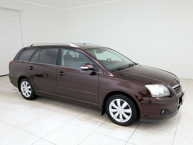 Toyota Avensis D-4D 2006 г