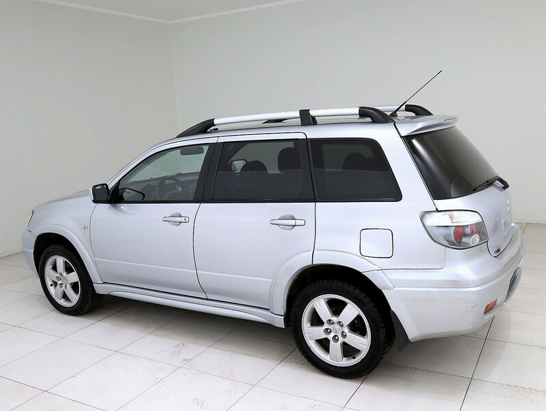 Photo 4 - Mitsubishi Outlander 2006 y Off-road / Crossover