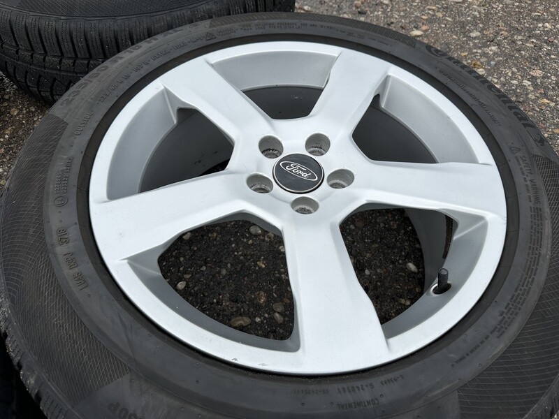 Photo 2 - Ford Siunciam, 8J ET55 light alloy R18 rims