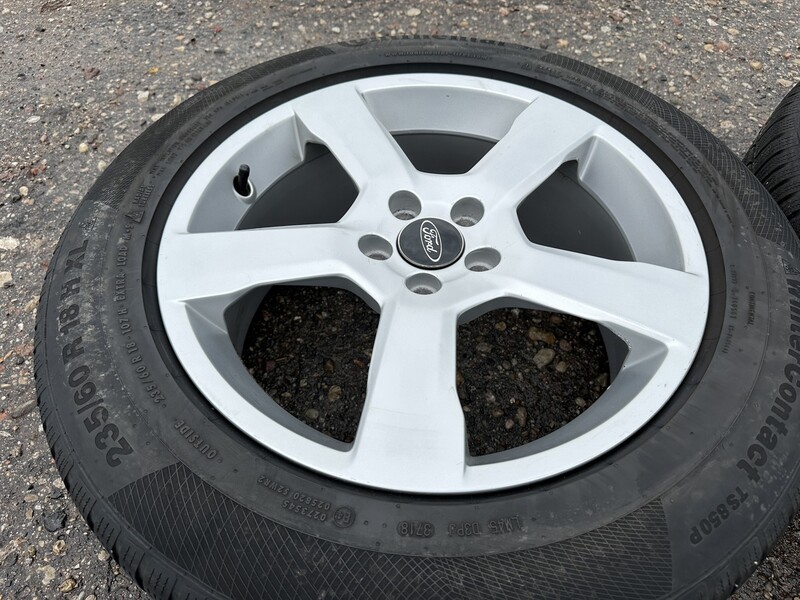 Photo 5 - Ford Siunciam, 8J ET55 light alloy R18 rims