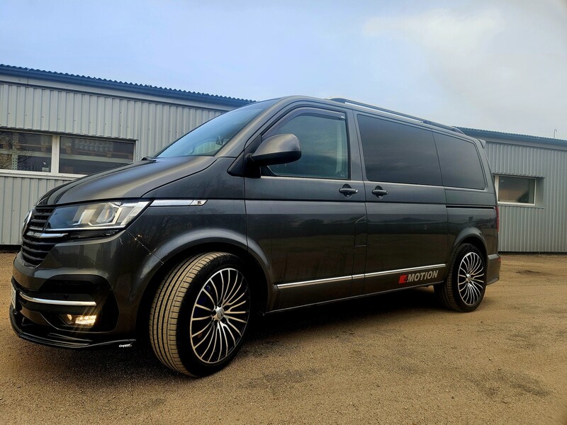 Volkswagen Multivan 2013 y Minibus